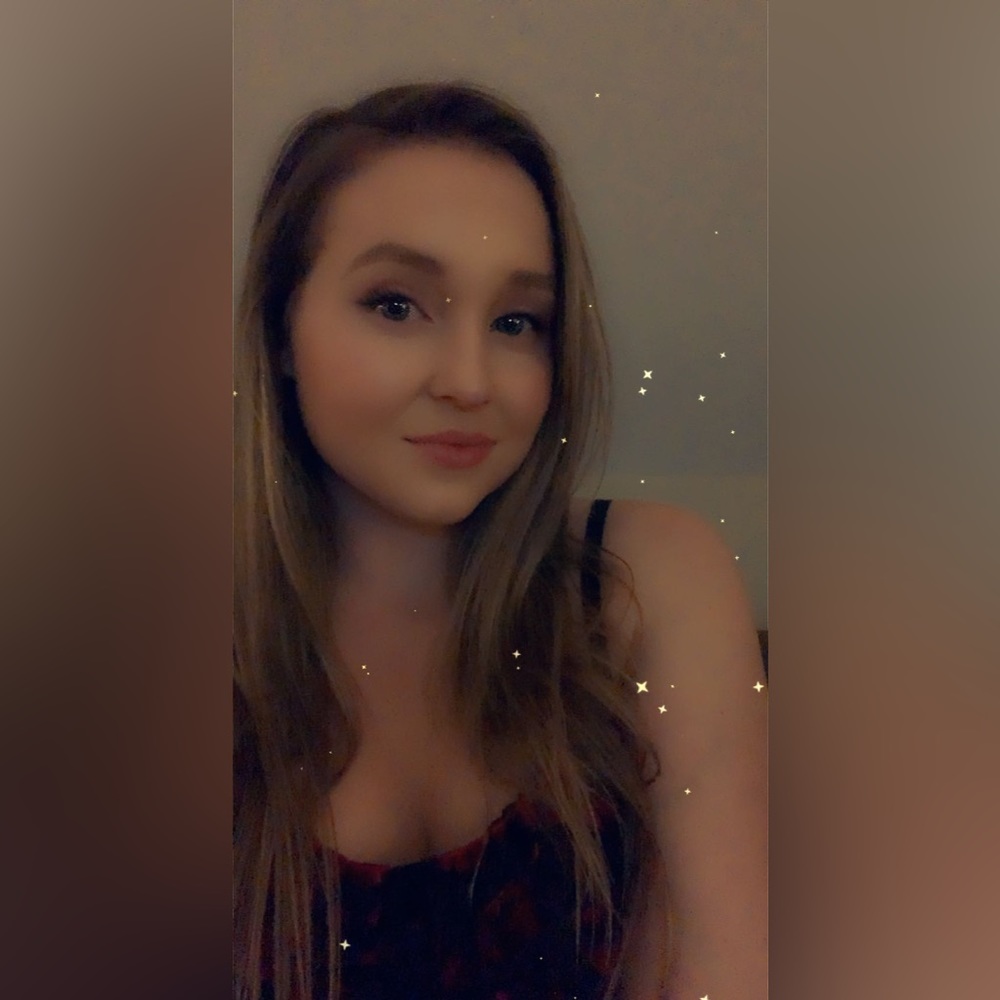 Meet your Posher, Alysha